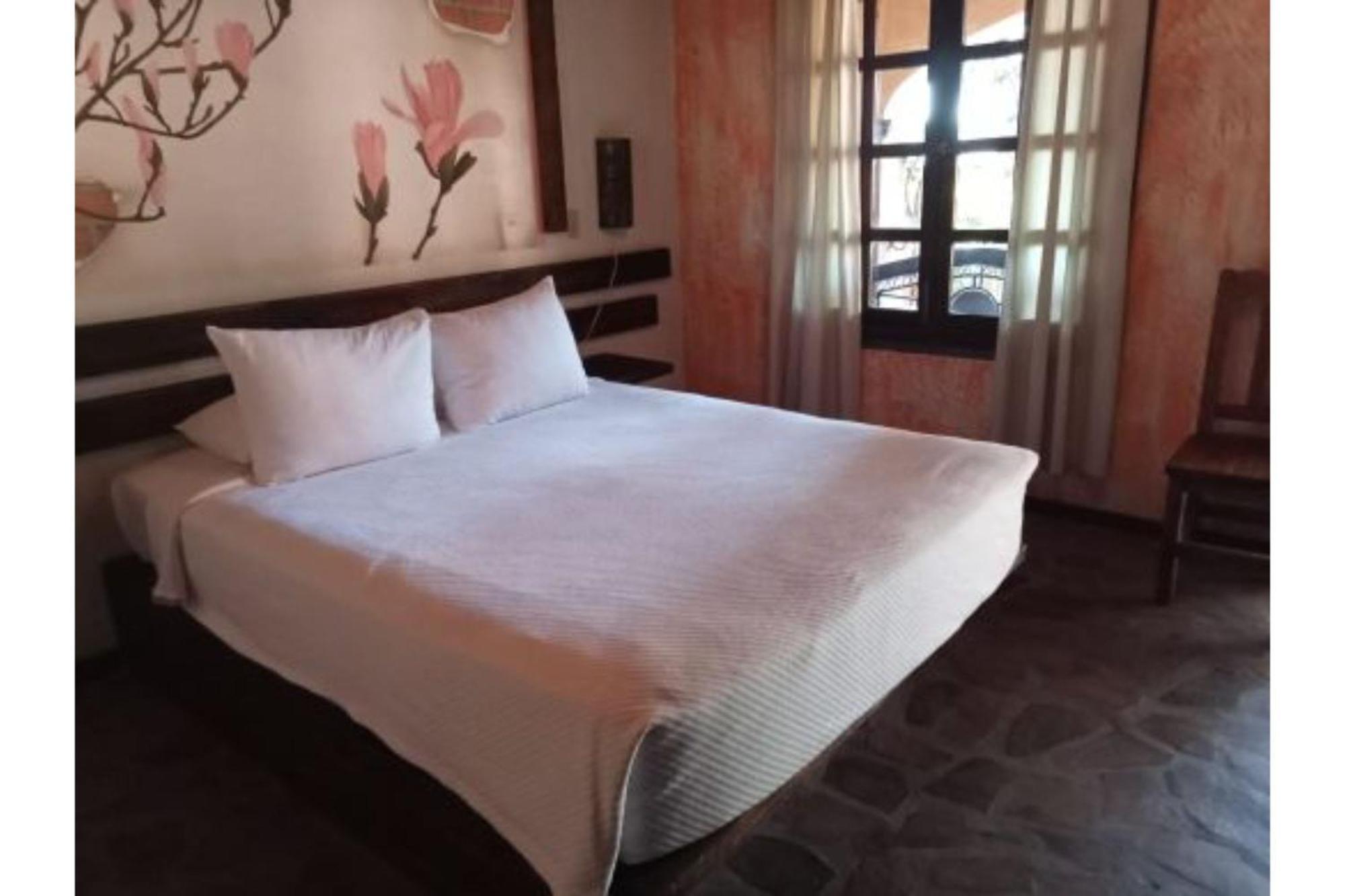 Hotel Boutique Posada De Las Flores Loreto Loreto  Exteriör bild