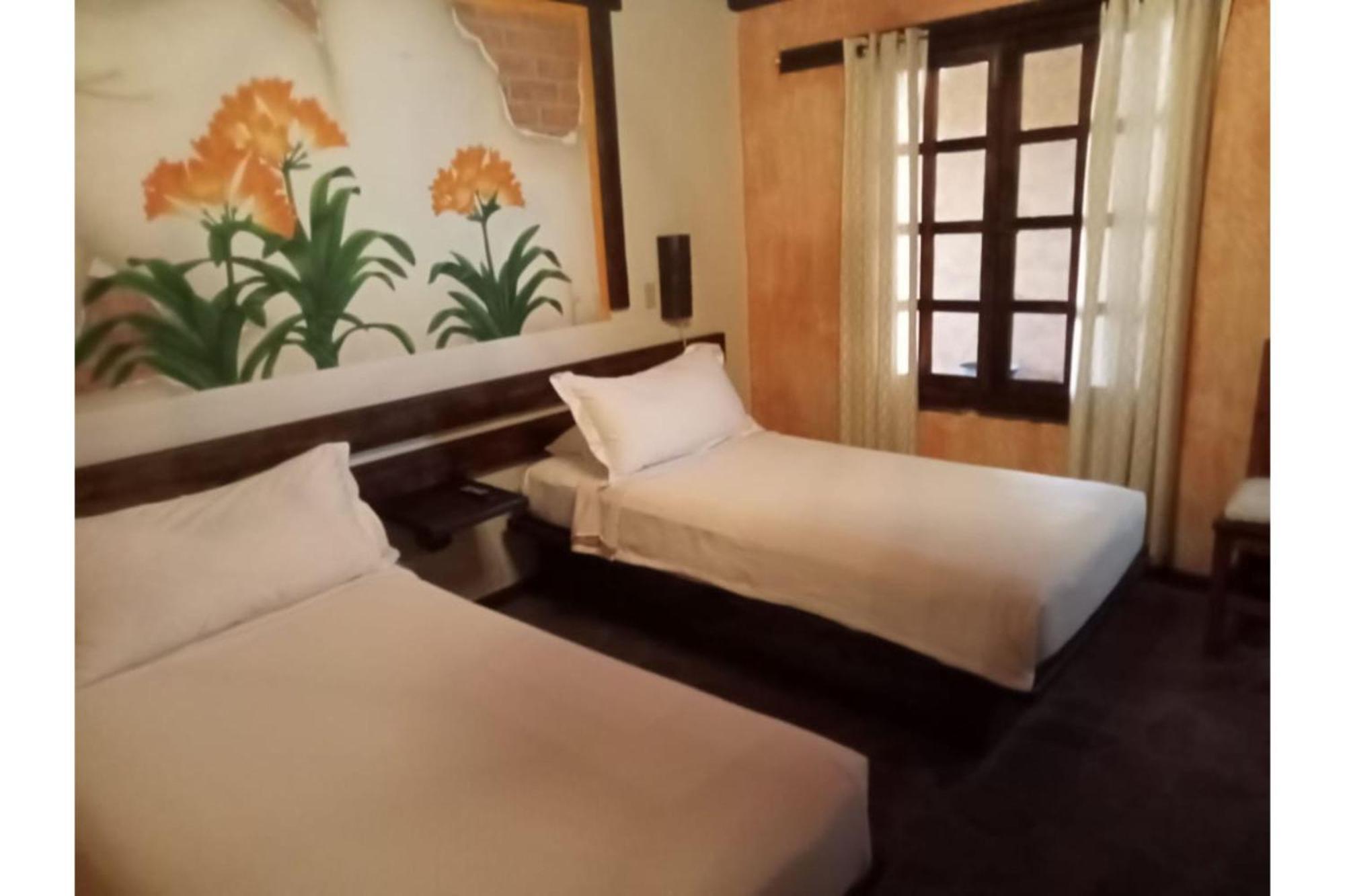 Hotel Boutique Posada De Las Flores Loreto Loreto  Exteriör bild